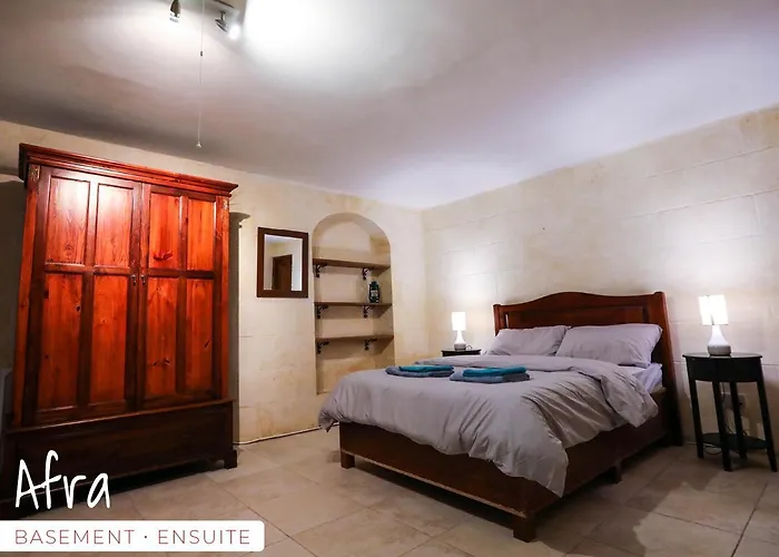 Tatil Evi Ta'ruzar *