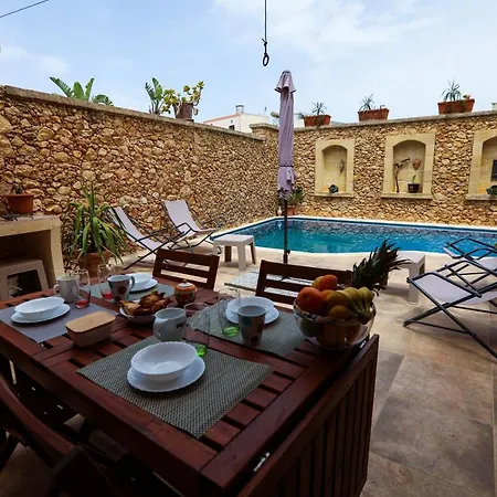 Ta'ruzar Holiday home
